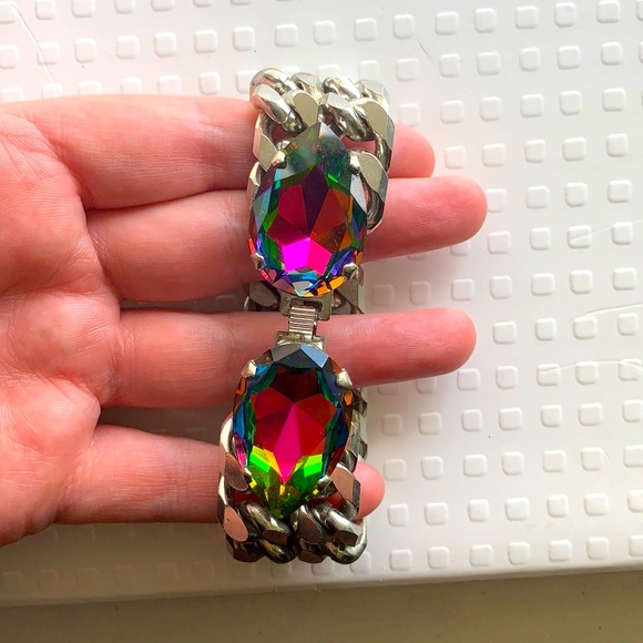 Otazu chain bracelet with Swarovski pear crystals - Picture 1 of 5